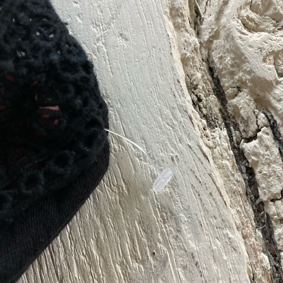 Black Lace tank top with tie size small - Picture 4 of 6